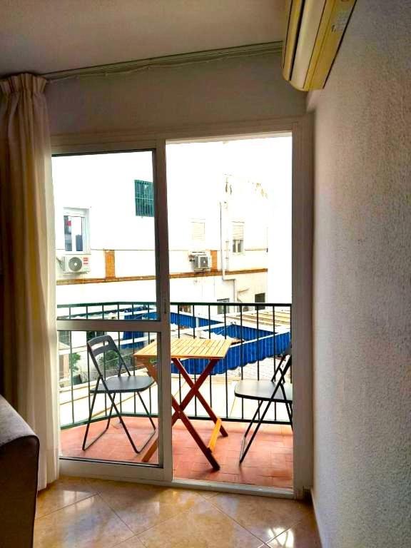 Parana Center Apartment Севилья Экстерьер фото